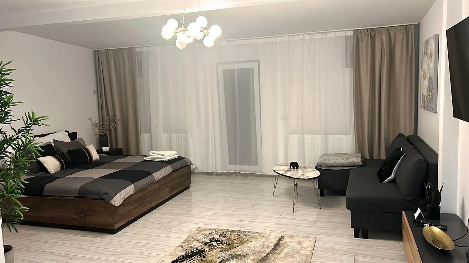 Brand New Apartment With Self Check In - Spital Fundeni -Dragonul Rosu Bucureşti
