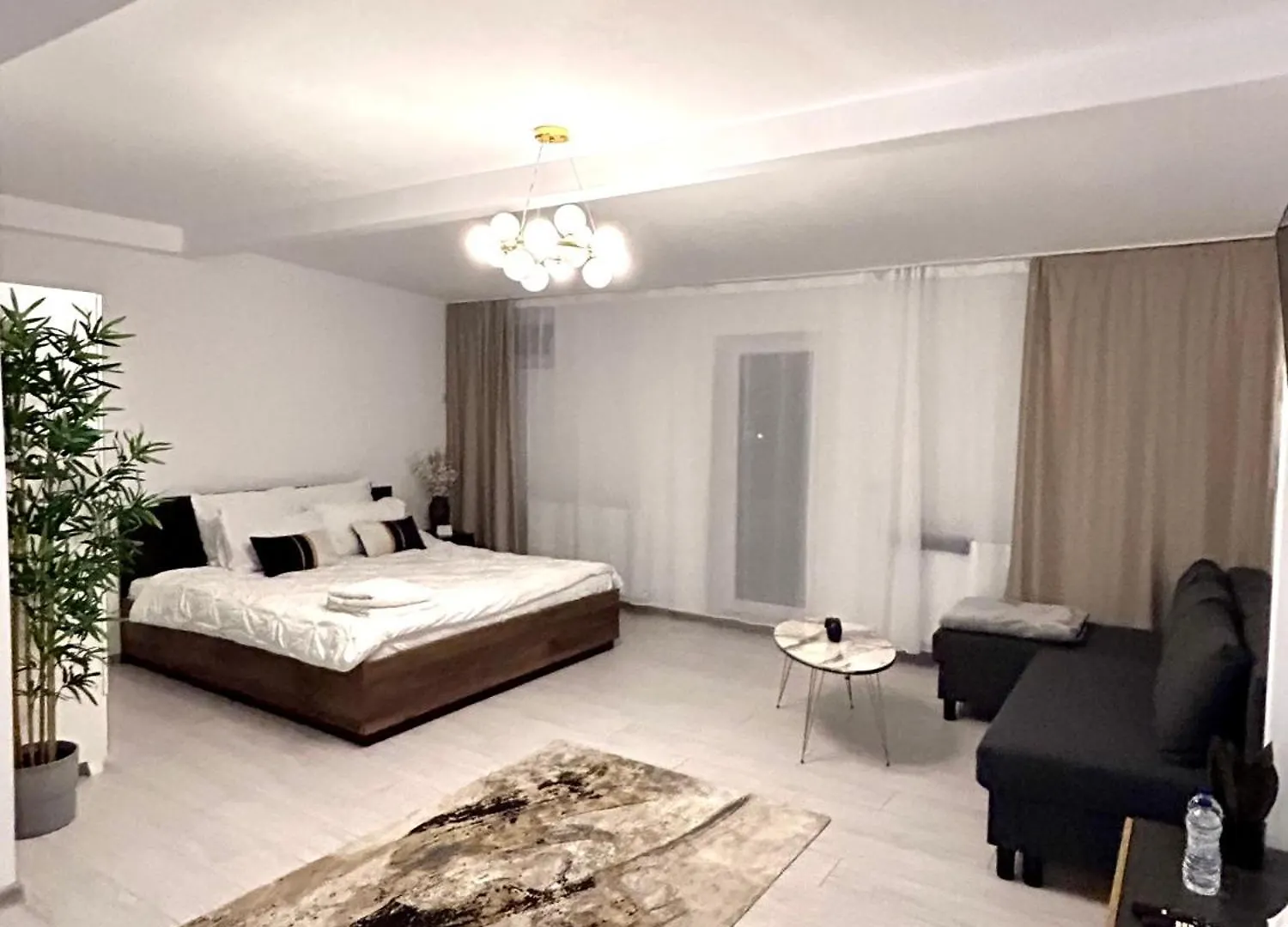 Brand New Apartment With Self Check In - Spital Fundeni -Dragonul Rosu Bucureşti